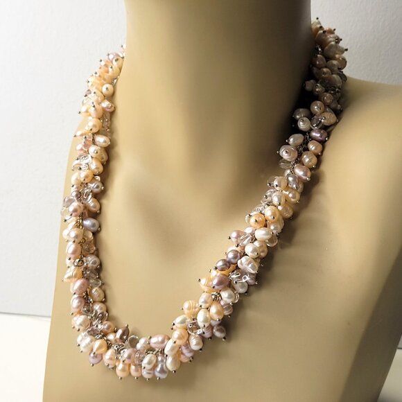 Pearl Cluster Necklace Bib Statement Pearl Necklace STATEMENT PEARL NECKLACE - Picture 1 of 11